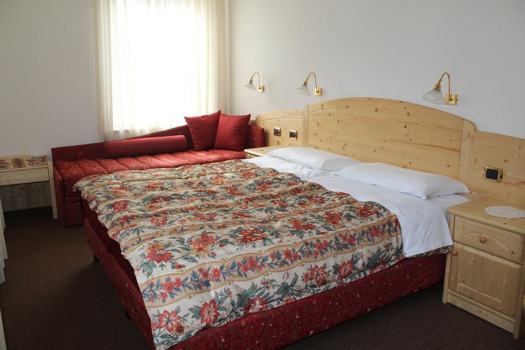 Albergo Trentino Moena Camera foto