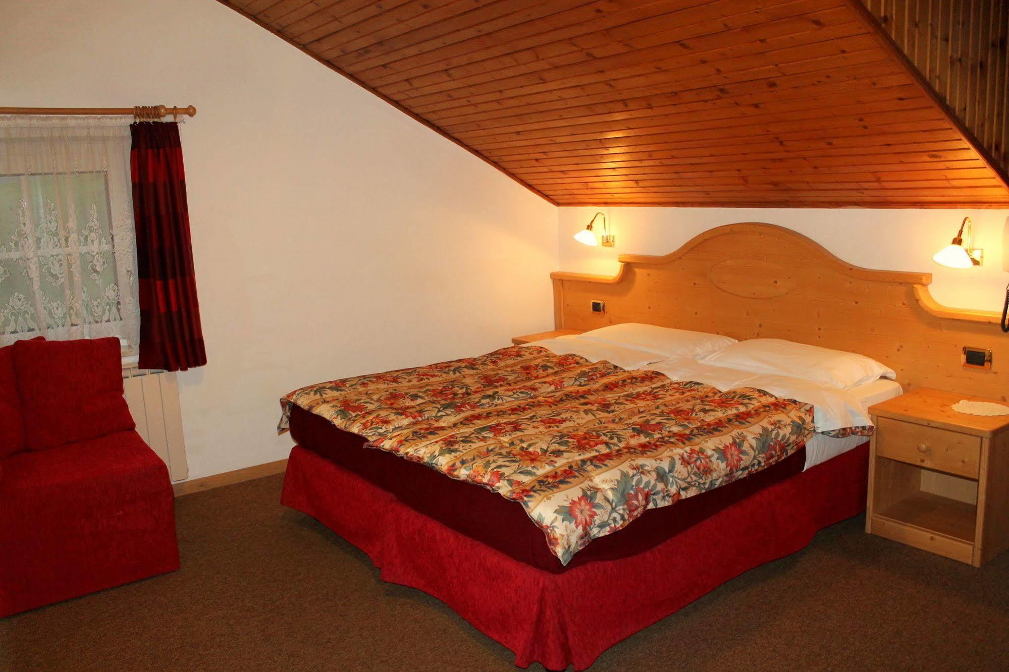 Albergo Trentino Moena Esterno foto
