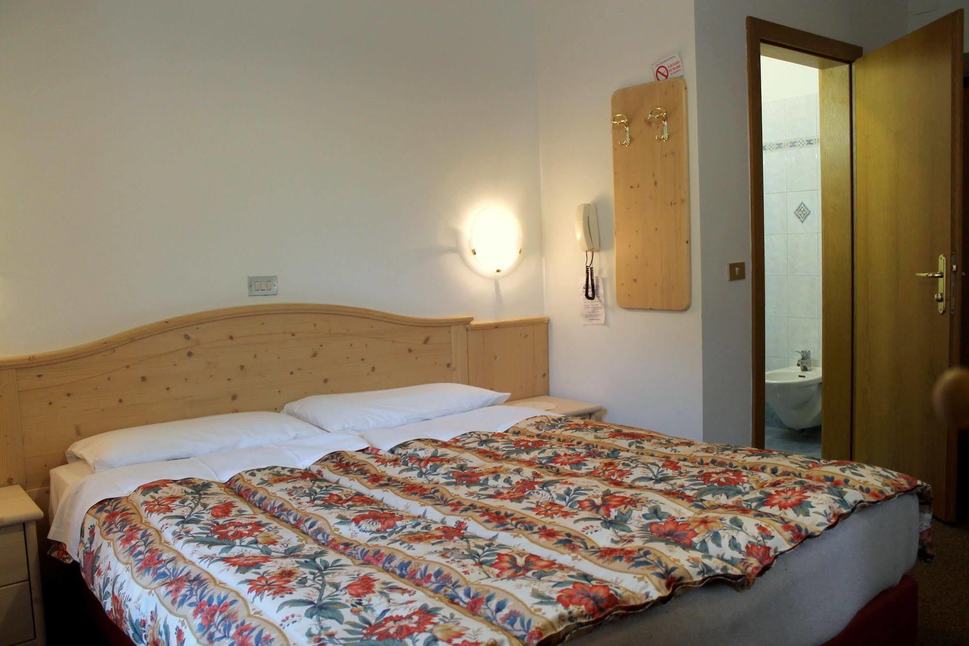 Albergo Trentino Moena Esterno foto